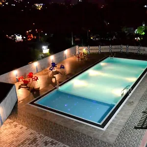 Capital Regency Отель Канди